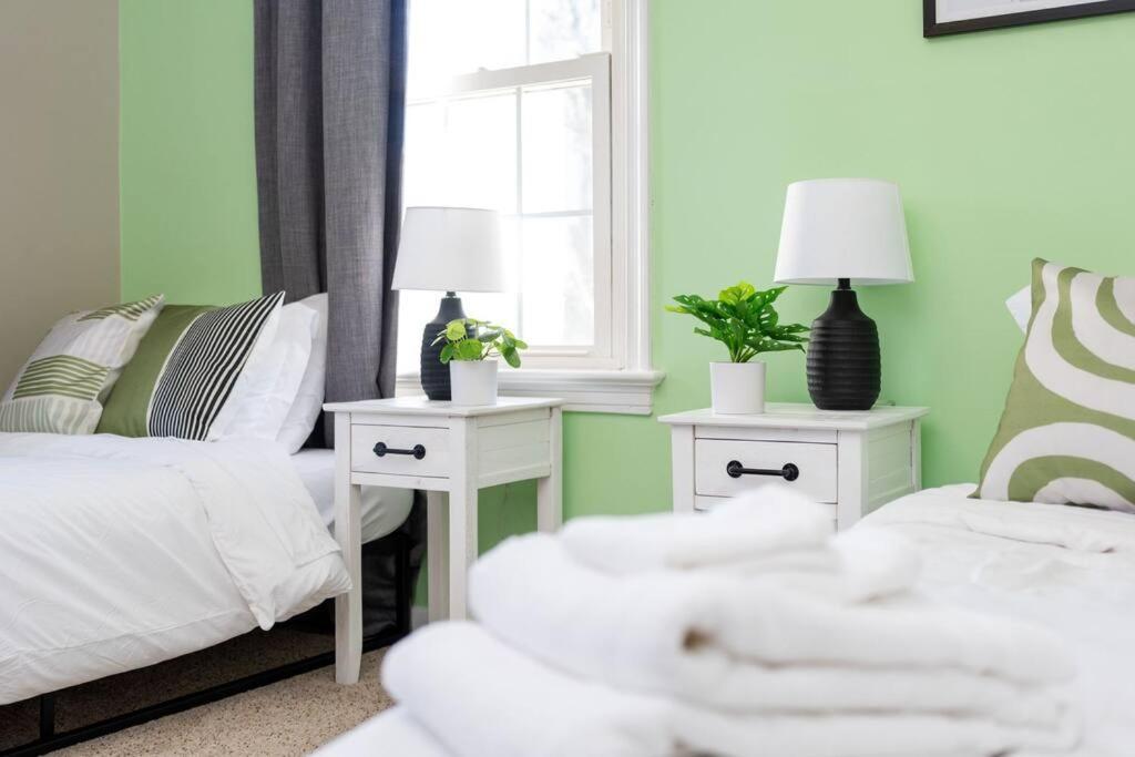 Serenity Beach House In Central Ilm W/ King Bed Вілмінгтон Екстер'єр фото